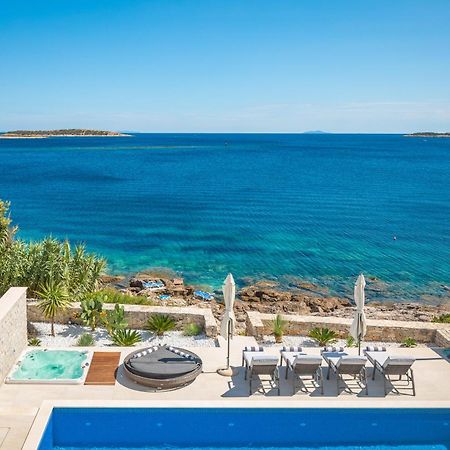 Villa Carisma Island Βις Εξωτερικό φωτογραφία
