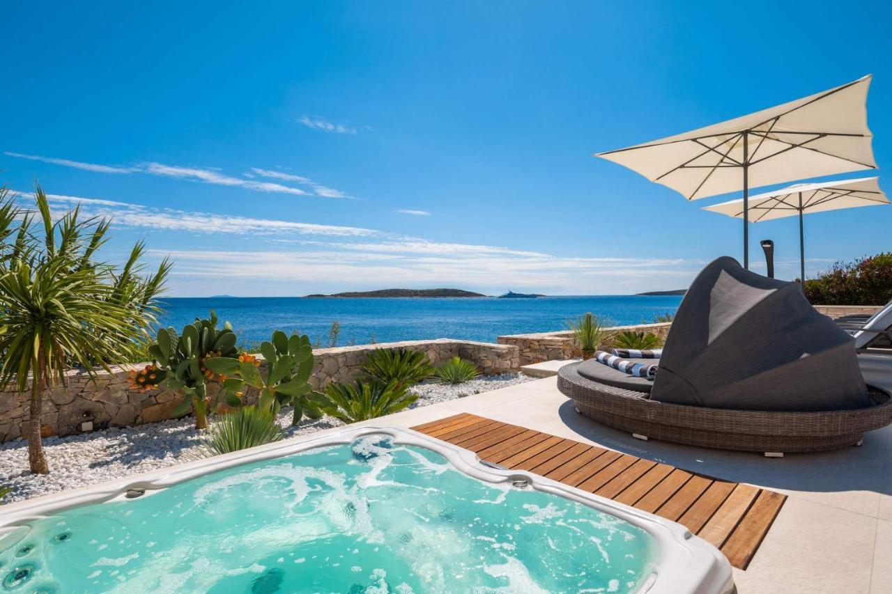 Villa Carisma Island Βις Εξωτερικό φωτογραφία