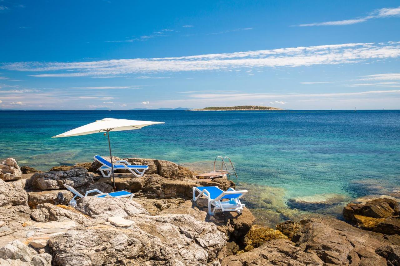 Villa Carisma Island Βις Εξωτερικό φωτογραφία
