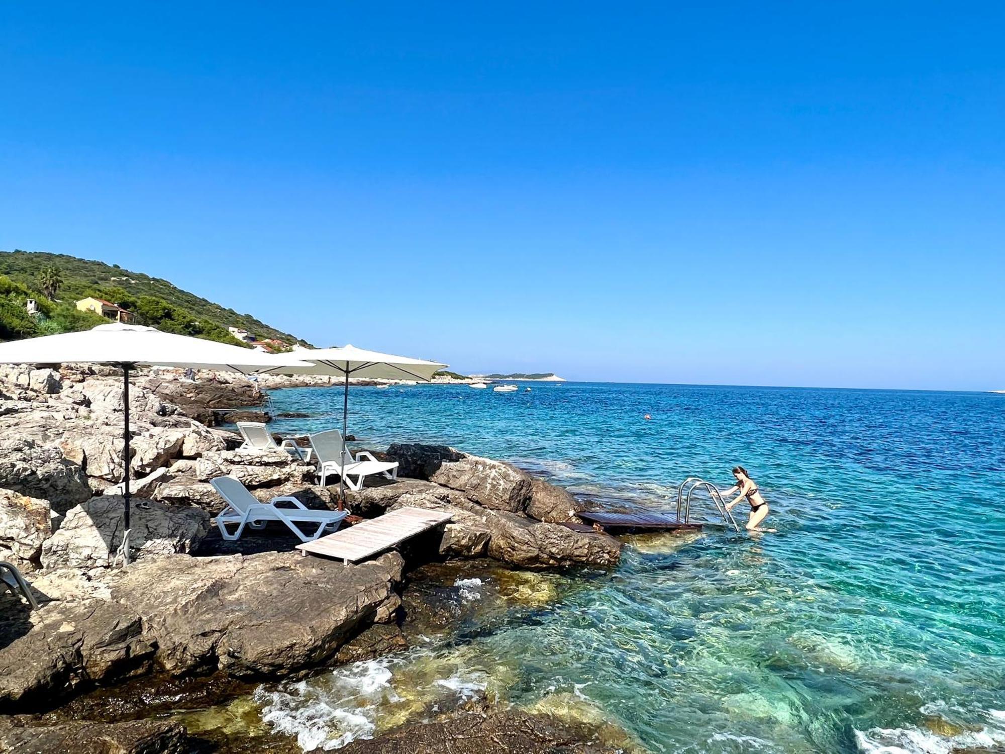 Villa Carisma Island Βις Εξωτερικό φωτογραφία